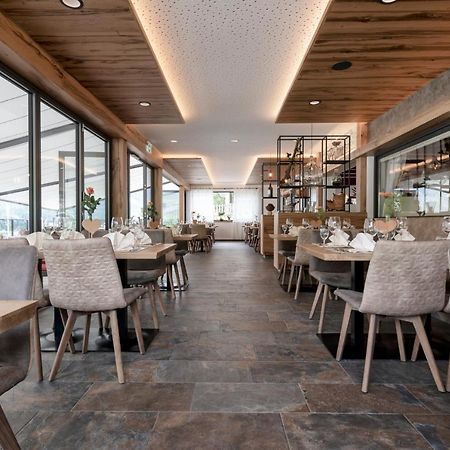 Отель Cafe-Restaurant Bettina Элльмау Экстерьер фото
